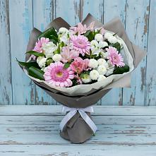 Букет цветов из:  Герберы, Альстромерии и Хризантемы в Малошуйке