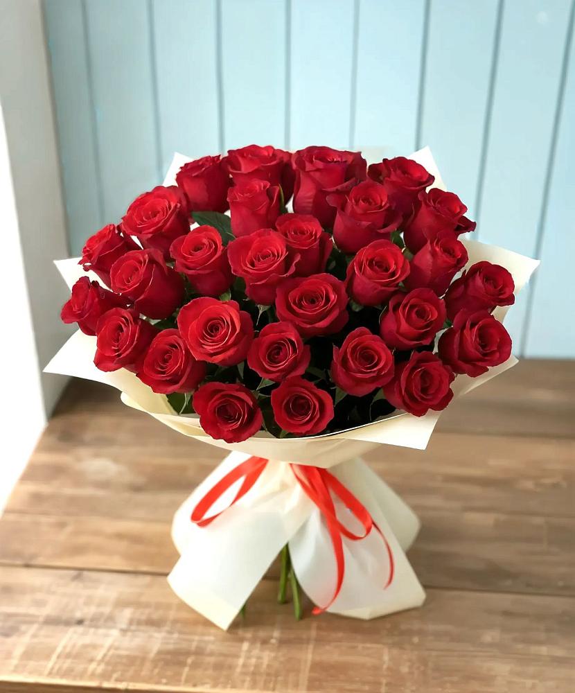 Букет 29 Красных роз в Малошуйке