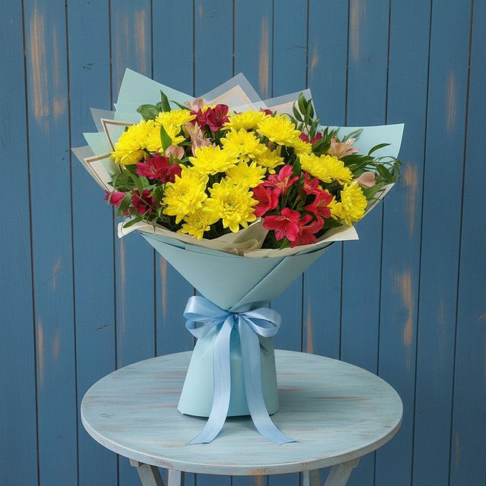 Букет цветов из: Альстромерии и Хризантемы в Малошуйке