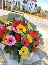 Букет цветов из:  Герберы #REPLACE_PRED# Малошуйке