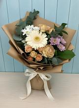 Букет цветов из:  Герберы и Хризантемы в Малошуйке