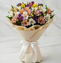 Букет цветов из:  Альстромерии в Малошуйке