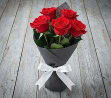 Букет 5 Красных роз Эдлесс Лав #REPLACE_PRED# Малошуйке