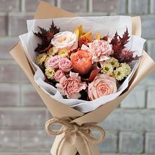 Букет цветов из:  Гвоздики, Хризантемы и Розы в Малошуйке