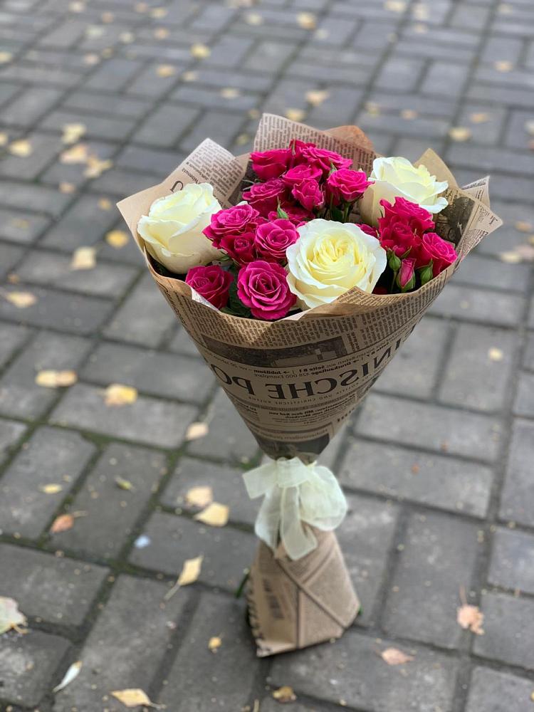 Букет цветов из: Розы в Малошуйке