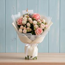 Букет цветов из:  Розы в Малошуйке